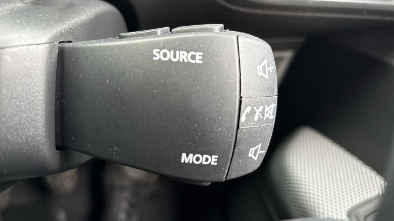 Dacia Jogger 1.0 TCe Extreme SE 5dr Petrol Estate